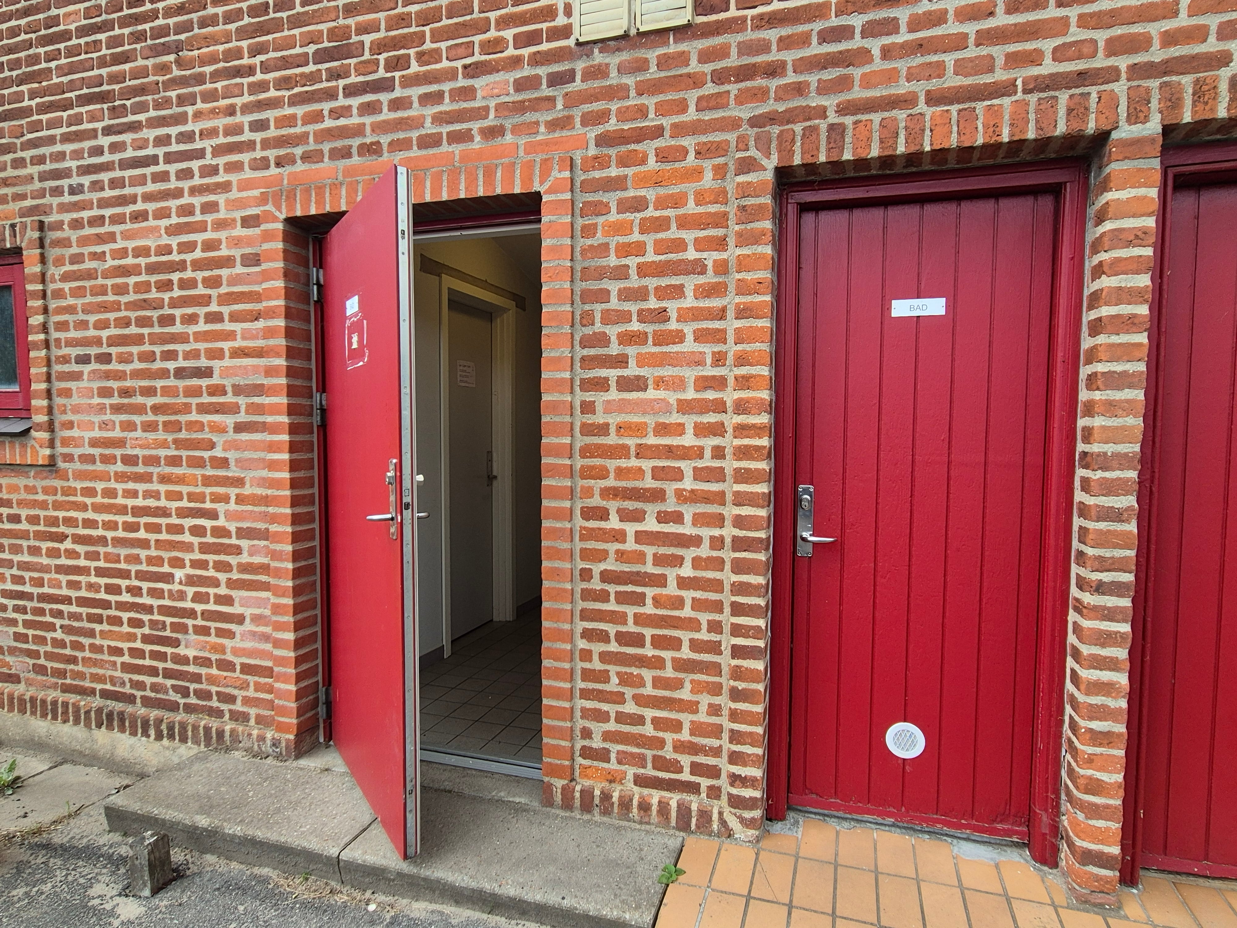 Indgang til bad og toilet